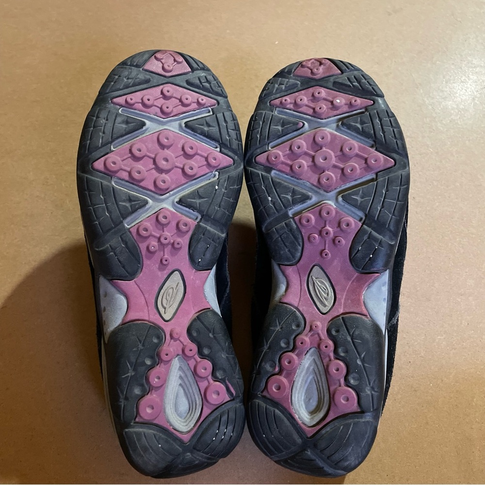 Easy Spirit EZ Cool Black Textile and Leather Slip-on Mules - Picture 7 of 8